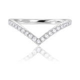 Sparkling Wishbone V Ring